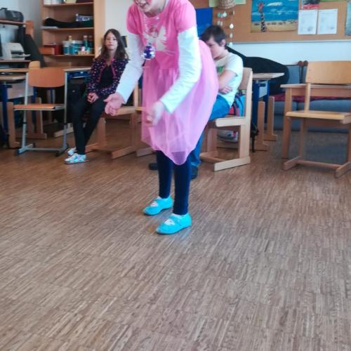  Am Faschingsdienstag ging es rund in unserer Schule!