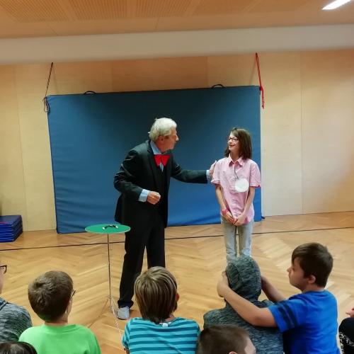 Zauberer Wunderbaldinger hat uns alle verzaubert