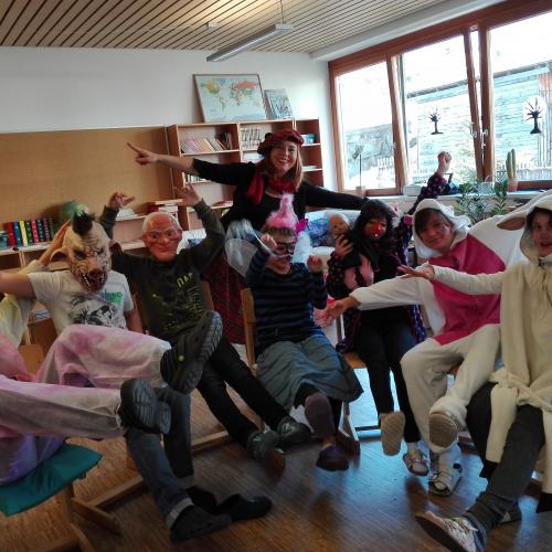  Am Faschingsdienstag ging es rund in unserer Schule!