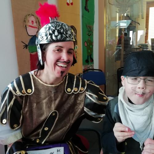  Am Faschingsdienstag ging es rund in unserer Schule!