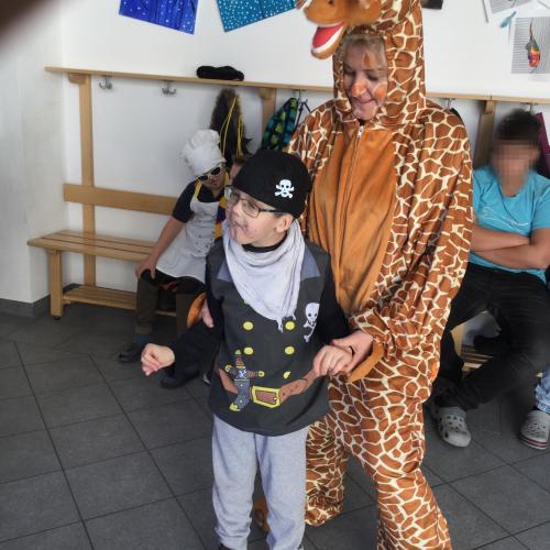  Am Faschingsdienstag ging es rund in unserer Schule!