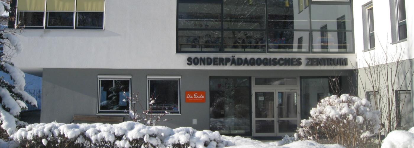 Schulgebäude